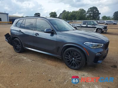 Czwarte zdjęcie samochodu z boku: 2019 BMW X5 XDRIVE40I VIN:5UXCR6C57KLL02575 - miniatura