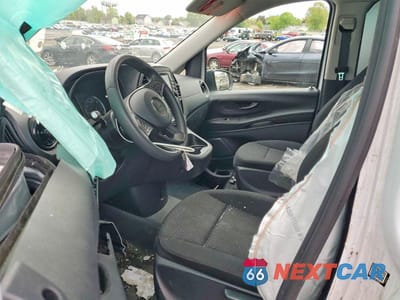 Zdjęcie 7 z 13 samochodu: 2023 MERCEDES-BENZ METRIS VIN:W1YV0BEY9P4358924 - miniatura