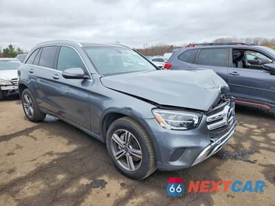 Czwarte zdjęcie samochodu z boku: 2020 MERCEDES-BENZ GLC 300 4MATIC VIN:W1N0G8EB4LF840054 - miniatura