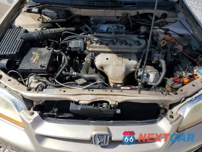 Zdjęcie 11 z 12 samochodu: 2000 HONDA ACCORD VIN:1HGCG567XYA073829 - miniatura