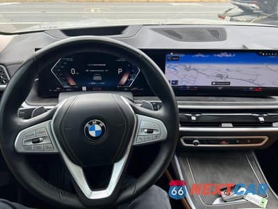 Zdjęcie 7 z 11 samochodu: 2023 BMW X7 XDRIVE40I VIN:5UX23EM06P9R65571 - miniatura