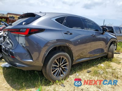 Trzecie zdjęcie samochodu z tyłu: 2024 LEXUS NX 250 PREMIUM VIN:JTJGDCAZ8R2010534 - miniatura