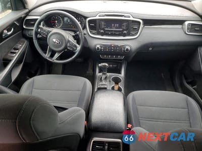 Zdjęcie 8 z 13 samochodu: 2016 KIA SORENTO LX VIN:5XYPGDA34GG052052 - miniatura