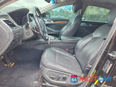 Zdjęcie 7 z 12 samochodu: 2018 GENESIS G80 3.8 VIN:KMHGN4JE3JU257192 - miniatura