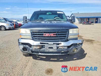 Piąte zdjęcie samochodu w środku: 2005 GMC NEW SIERRA K1500 VIN:2GTEK13T651233176 - miniatura