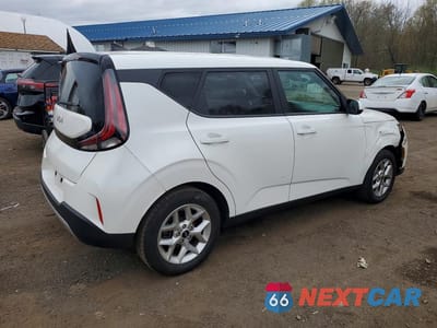 Trzecie zdjęcie samochodu z tyłu: 2023 KIA SOUL LX VIN:KNDJ23AU2P7868102 - miniatura