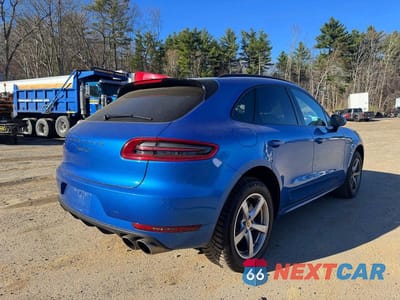 Czwarte zdjęcie samochodu z boku: 2018 PORSCHE MACAN S VIN:WP1AB2A50JLB34798 - miniatura