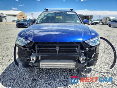 Piąte zdjęcie samochodu w środku: 2022 AUDI Q5 PREMIUM 45 VIN:WA1GAAFY3N2108214 - miniatura