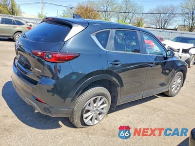Trzecie zdjęcie samochodu z tyłu: 2025 MAZDA CX-5 PREFERRED VIN:JM3KFBCL8S0686145 - miniatura