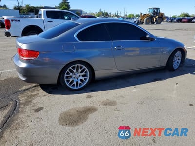 Trzecie zdjęcie samochodu z tyłu: 2008 BMW 328 I SULEV VIN:WBAWV135X8P119201 - miniatura