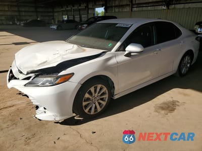 2019 TOYOTA CAMRY LE 4T1B11HK7KU189951 - główne zdjęcie licytacji z USA - miniatura