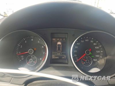 Zdjęcie 9 z 13 samochodu: 2012 VOLKSWAGEN GOLF VIN:WVWDB7AJ4CW227768 - miniatura
