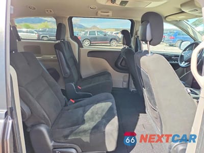 Zdjęcie 11 z 13 samochodu: 2016 DODGE GRAND CARAVAN SXT VIN:2C4RDGCGXGR374208 - miniatura