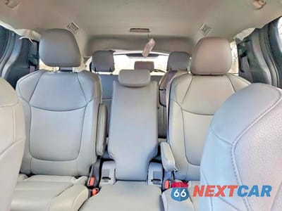Zdjęcie 10 z 13 samochodu: 2025 TOYOTA SIENNA XLE 8-PASSENGER VIN:5TDYRKEC6SS242010 - miniatura