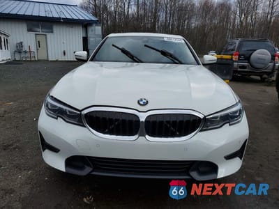 Piąte zdjęcie samochodu w środku: 2020 BMW 330XI VIN:3MW5R7J08L8B33566 - miniatura