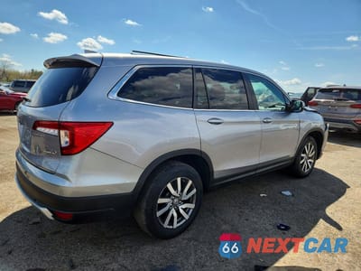 Trzecie zdjęcie samochodu z tyłu: 2021 HONDA PILOT EX VIN:5FNYF6H39MB049336 - miniatura