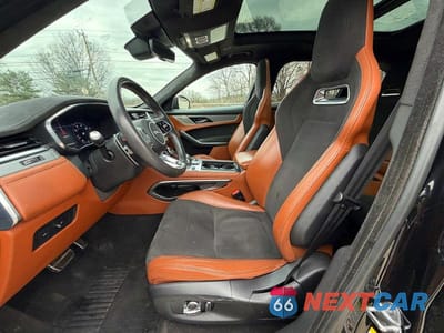 Zdjęcie 11 z 14 samochodu: 2022 JAGUAR F-PACE SVR VIN:SADCZ2EE4NA694815 - miniatura