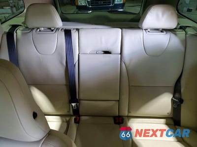 Zdjęcie 10 z 14 samochodu: 2014 VOLVO XC60 T6 VIN:YV4902DZ3E2534257 - miniatura