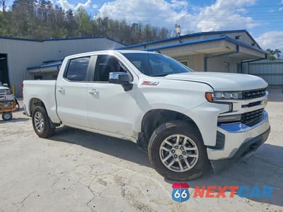 Czwarte zdjęcie samochodu z boku: 2021 CHEVROLET SILVERADO K1500 LT VIN:1GCUYDED2MZ232596 - miniatura