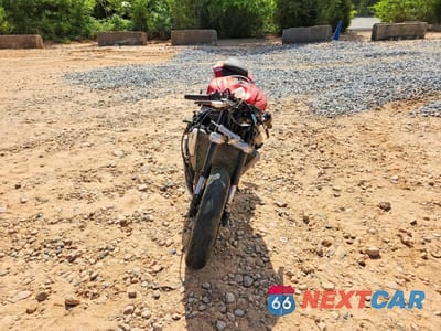 Drugie zdjęcie samochodu z przodu: 2022 SUZUKI GSX-R600 VIN:JS1GN7FAXN7100575 - miniatura