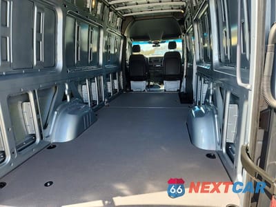 Zdjęcie 10 z 12 samochodu: 2025 MERCEDES BENZ SPRINTER 2500 DELIVERY VAN VIN:W1Y4NCHY3ST222267 - miniatura