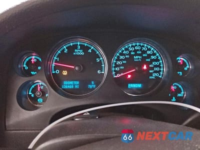 Zdjęcie 9 z 14 samochodu: 2014 GMC YUKON DENALI VIN:1GKS2EEF8ER181448 - miniatura