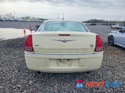Zdjęcie 6 z 12 samochodu: 2008 CHRYSLER 300C VIN:2C3LK63H88H226276 - miniatura