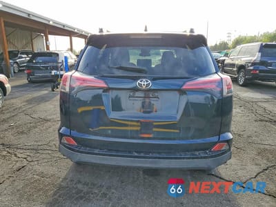 Zdjęcie 6 z 12 samochodu: 2018 TOYOTA RAV4 LE VIN:JTMBFREV3JJ255320 - miniatura