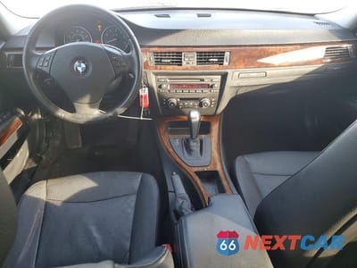 Zdjęcie 8 z 13 samochodu: 2011 BMW 328 I VIN:WBAPH7G52BNM59048 - miniatura