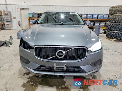 Piąte zdjęcie samochodu w środku: 2018 VOLVO XC60 T5 VIN:LYV102RK8JB122453 - miniatura