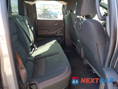 Zdjęcie 10 z 12 samochodu: 2025 NISSAN FRONTIER PRO-4X VIN:1N6ED1EK6SN621885 - miniatura
