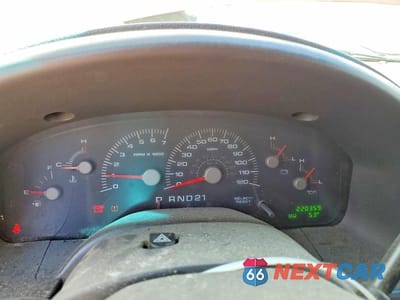 Zdjęcie 9 z 12 samochodu: 2004 FORD EXPEDITION XLT VIN:1FMPU16L74LB12028 - miniatura
