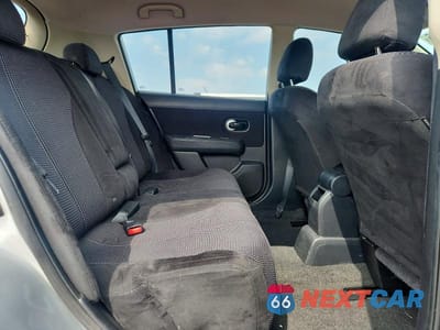 Zdjęcie 10 z 13 samochodu: 2010 NISSAN VERSA 1.8 S VIN:3N1BC1CP4AL366503 - miniatura