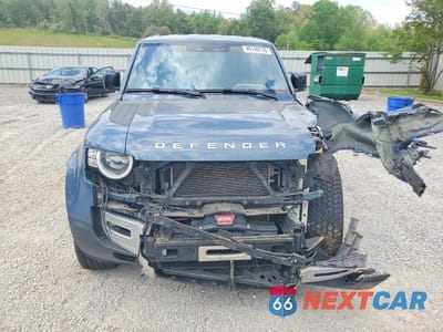 Piąte zdjęcie samochodu w środku: 2020 LAND ROVER DEFENDER 110 S VIN:SALEJ7EXXL2021067 - miniatura