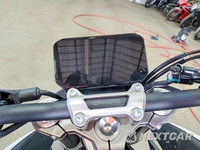 Zdjęcie 7 z 8 samochodu: 2025 CF MOTO 450NK VIN:LCEPESLBXS6001942 - miniatura