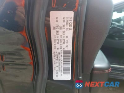 Zdjęcie 13 z 13 samochodu: 2015 DODGE DURANGO R VIN:1C4SDJCT7FC156116 - miniatura