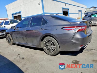 Drugie zdjęcie samochodu z przodu: 2020 TOYOTA CAMRY SE VIN:4T1G11AK2LU504639 - miniatura