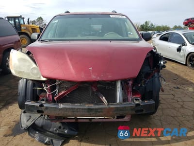 Piąte zdjęcie samochodu w środku: 2005 TOYOTA SIENNA LE VIN:5TDBA23C65S053197 - miniatura