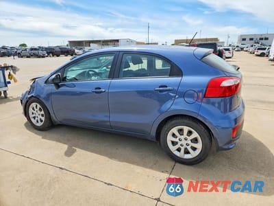 Drugie zdjęcie samochodu z przodu: 2016 KIA RIO 5-DOOR LX VIN:KNADM5A30G6652293 - miniatura