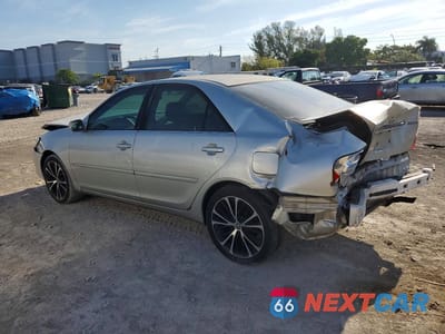 Drugie zdjęcie samochodu z przodu: 2004 TOYOTA CAMRY LE VIN:4T1BE32K24U811710 - miniatura