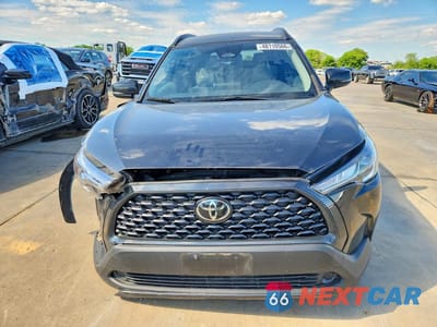 Piąte zdjęcie samochodu w środku: 2023 TOYOTA COROLLA CROSS LE VIN:7MUCAAAG3PV044924 - miniatura
