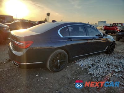 Trzecie zdjęcie samochodu z tyłu: 2016 BMW 750 XI VIN:WBA7F2C5XGG417172 - miniatura