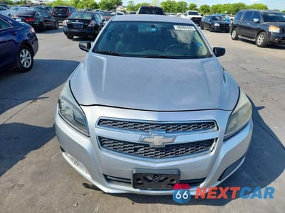 Piąte zdjęcie samochodu w środku: 2013 CHEVROLET MALIBU LS VIN:1G11B5SA5DF294170 - miniatura