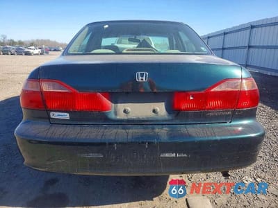 Zdjęcie 6 z 12 samochodu: 1999 HONDA ACCORD LX VIN:1HGCG5547XA052636 - miniatura