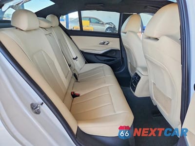 Zdjęcie 10 z 12 samochodu: 2019 BMW 330I VIN:WBA5R1C59KAJ98516 - miniatura