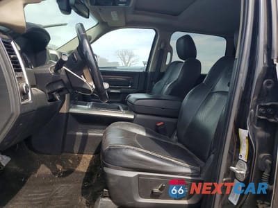 Zdjęcie 7 z 12 samochodu: 2015 RAM 2500 LARAMIE VIN:3C6UR5FLXFG710489 - miniatura