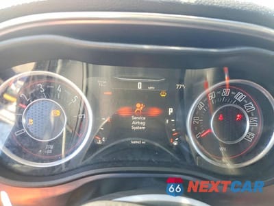 Zdjęcie 9 z 12 samochodu: 2015 DODGE CHALLENGER SXT VIN:2C3CDZAG6FH718677 - miniatura