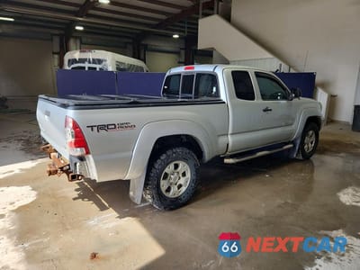 Trzecie zdjęcie samochodu z tyłu: 2012 TOYOTA TACOMA V6 VIN:5TFUU4EN7CX048625 - miniatura