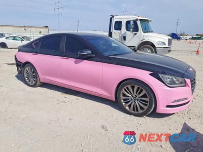 Czwarte zdjęcie samochodu z boku: 2015 HYUNDAI GENESIS 5.0L VIN:KMHGN4JFXFU031974 - miniatura