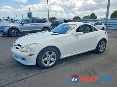 2006 MERCEDES-BENZ SLK 280 WDBWK54FX6F093419 - główne zdjęcie licytacji z USA - miniatura